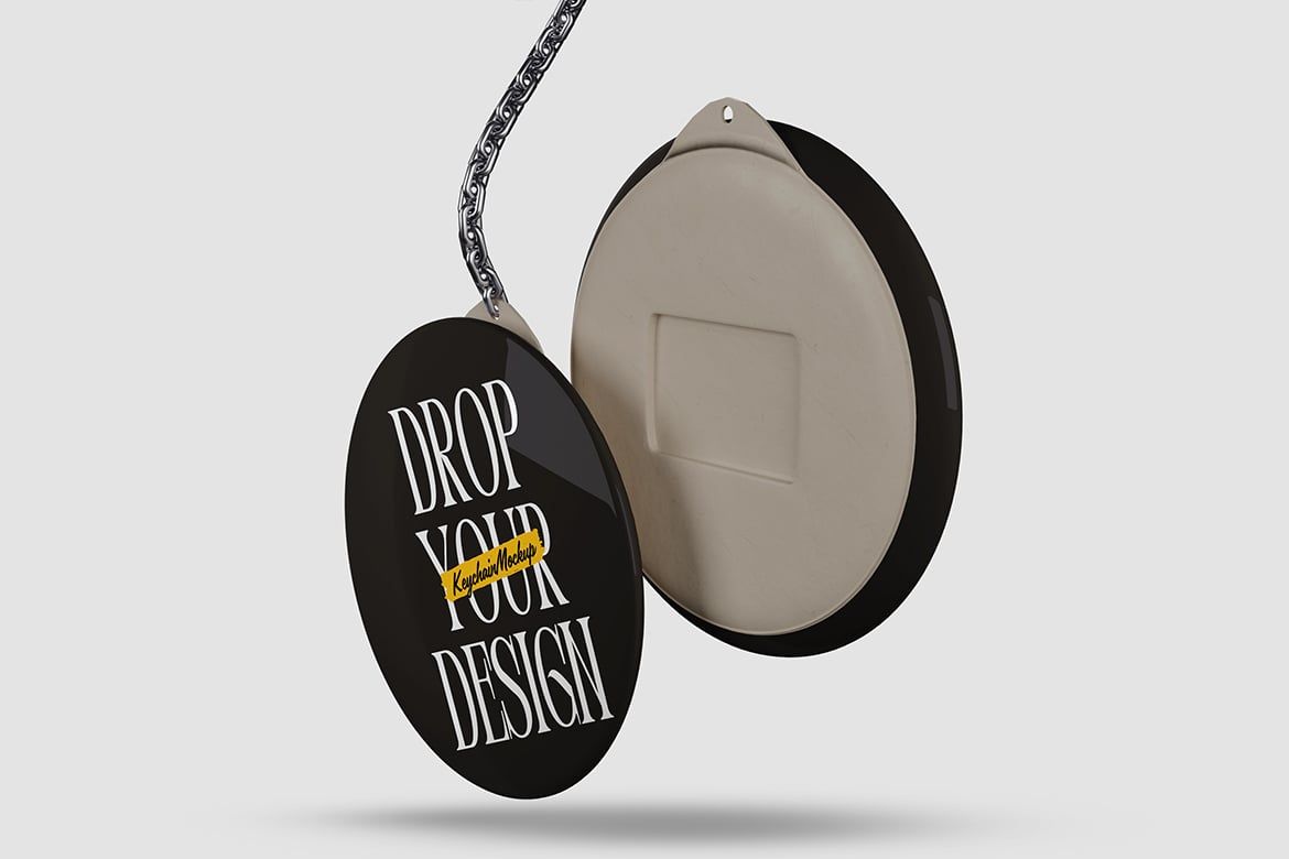 Free Circle Keychain Set - PSD Mockup