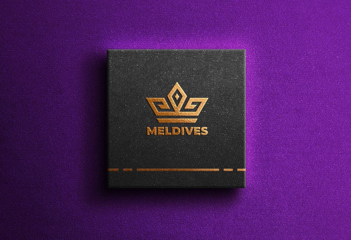 Free Luxury Box Logo - PSD Mockup